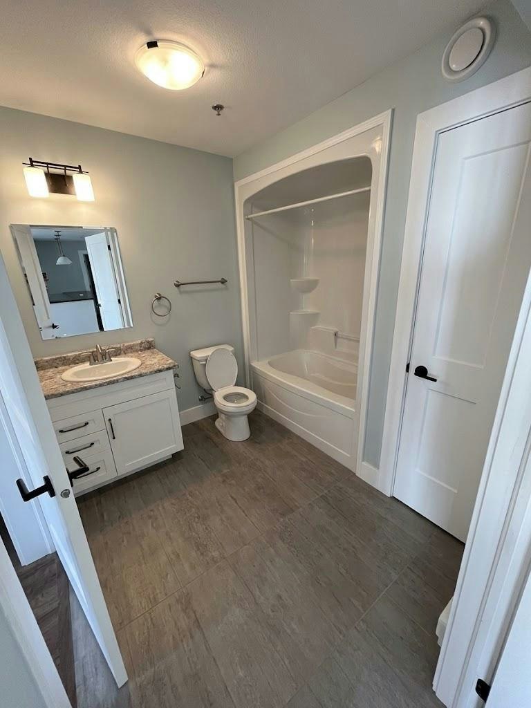 100 Roselin Court, Moncton, NB, E1A 0Z1 - 4