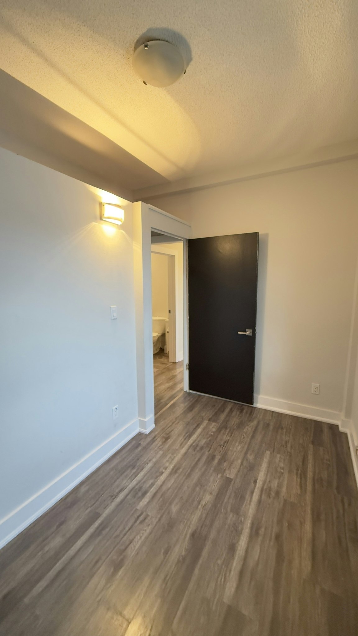 292 Welland Avenue, St. Catharines, ON, L2R 2P9 - 8