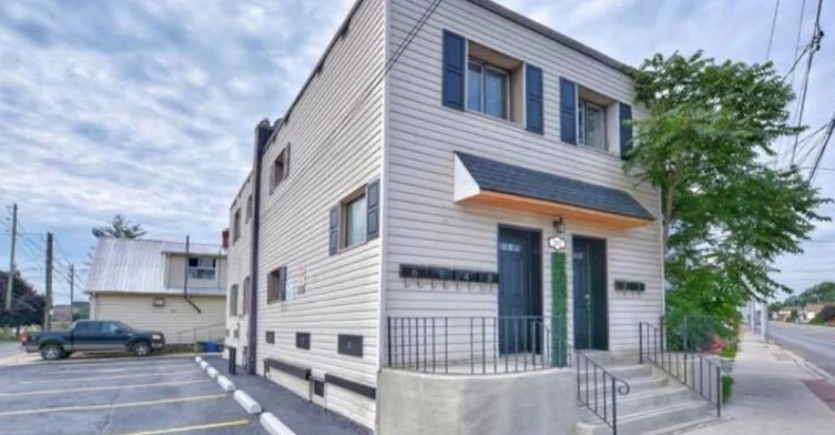 292 Welland Avenue, St. Catharines, ON, L2R 2P9 - 11