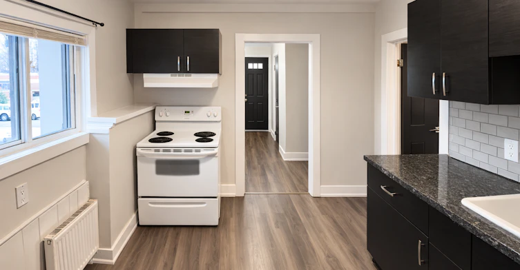 292 Welland Avenue, St. Catharines, ON, L2R 2P9 - 12