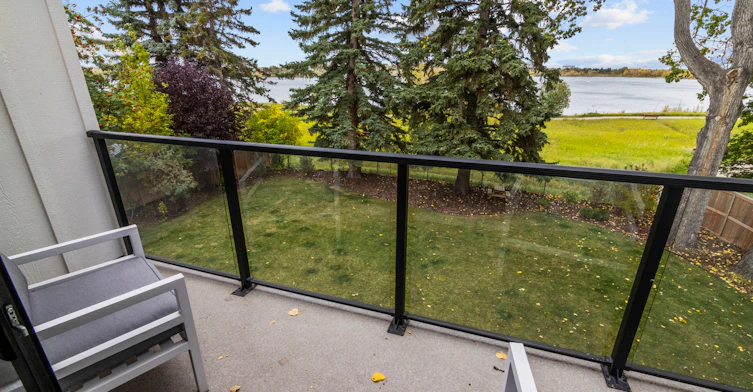 2004 Bay Shore Road Southwest, Calgary, AB, T2V 3M1 - 47