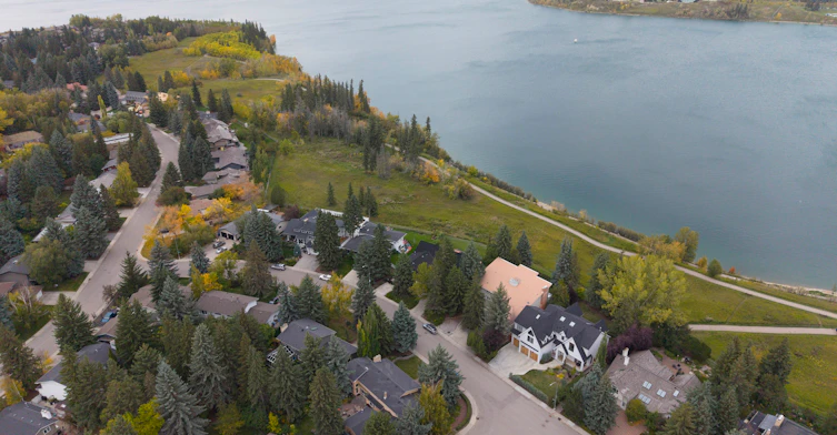 2004 Bay Shore Road Southwest, Calgary, AB, T2V 3M1 - 48