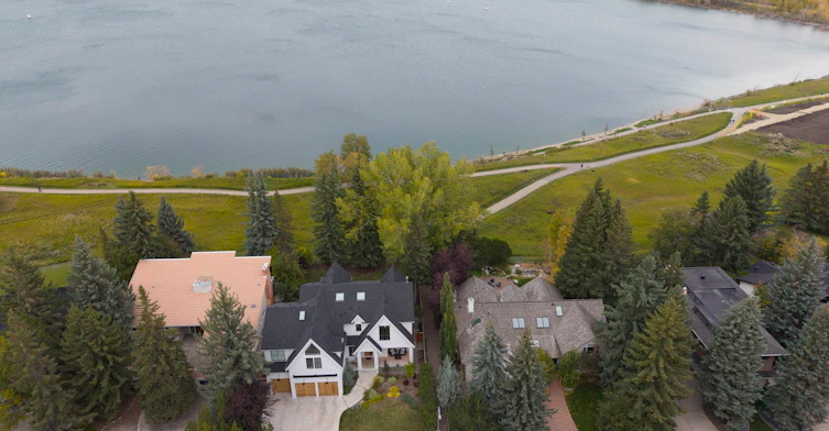 2004 Bay Shore Road Southwest, Calgary, AB, T2V 3M1 - 46