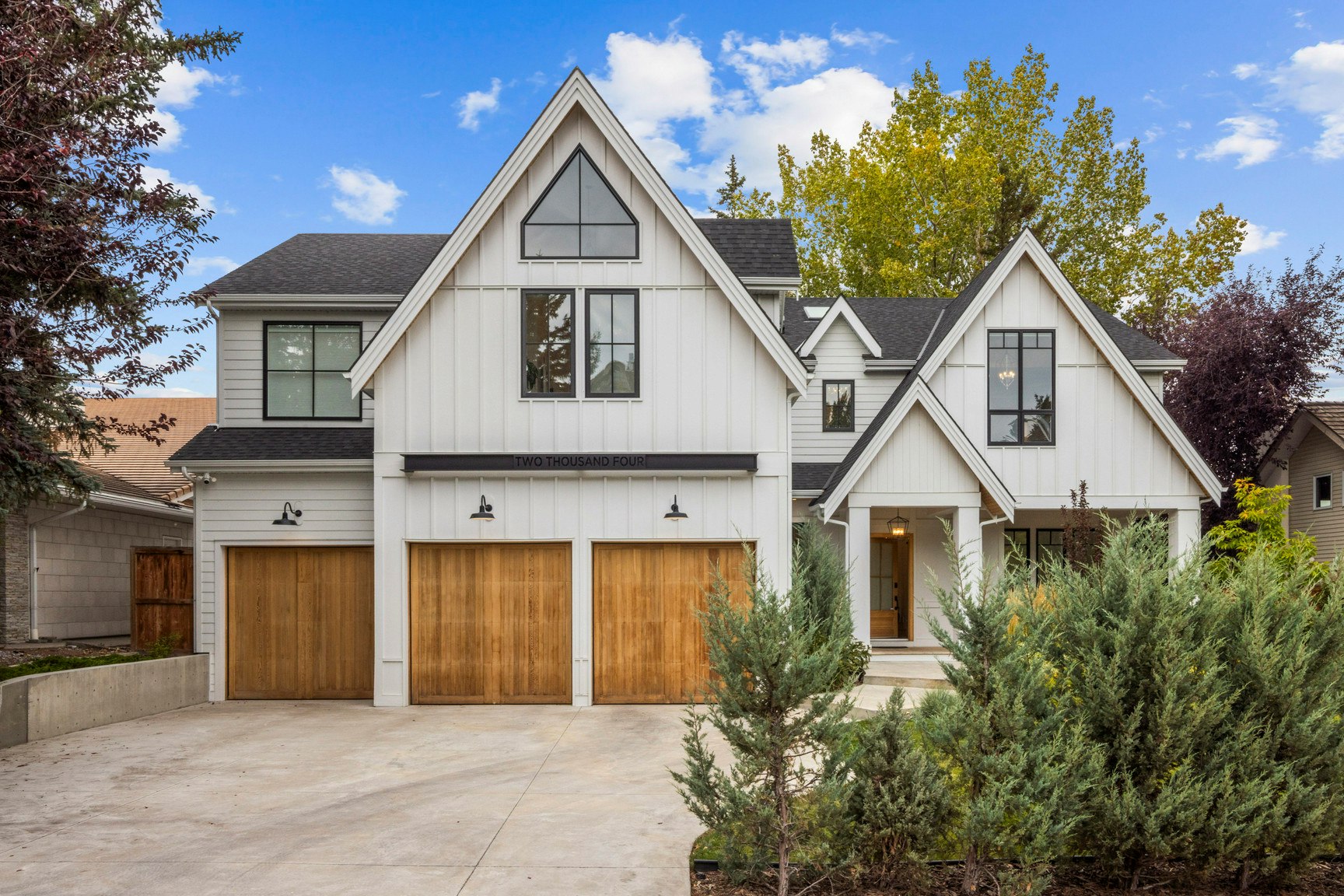 2004 Bay Shore Road Southwest, Calgary, AB, T2V 3M1