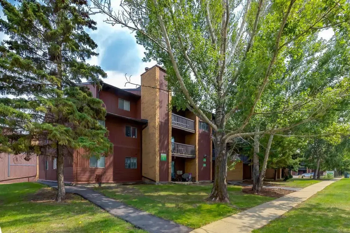 J201-5111 36 Street, Lloydminster City West, AB, T9V 2A2 - 27