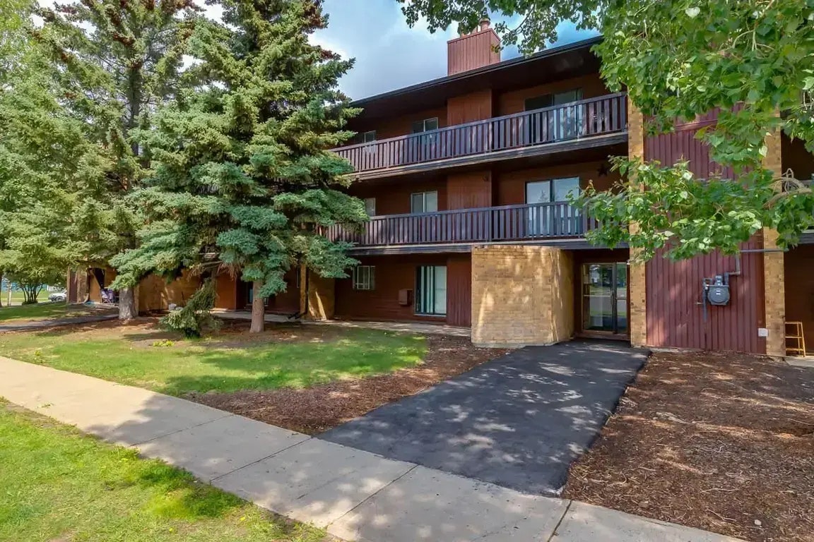 J201-5111 36 Street, Lloydminster City West, AB, T9V 2A2 - 26
