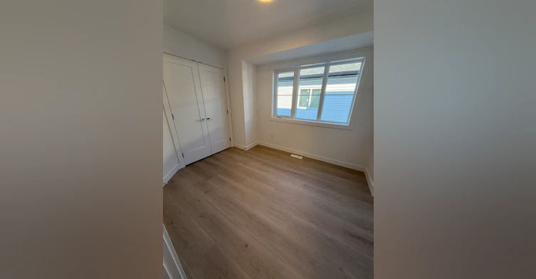 2A-10915 151 Street Northwest, Edmonton, AB, T5P 1W2 - 3