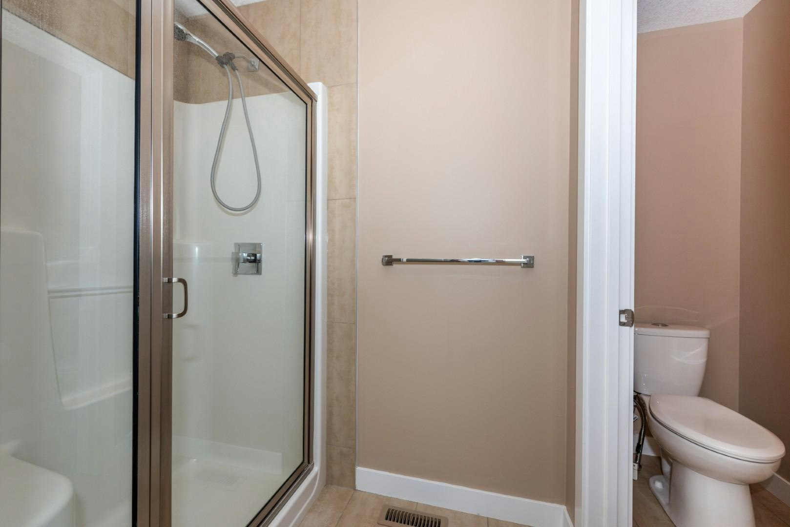 23 Lakewood Mews, Strathmore, AB, T1P 0G6 - 32