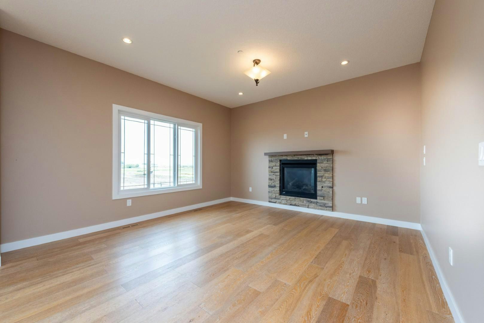 23 Lakewood Mews, Strathmore, AB, T1P 0G6 - 27