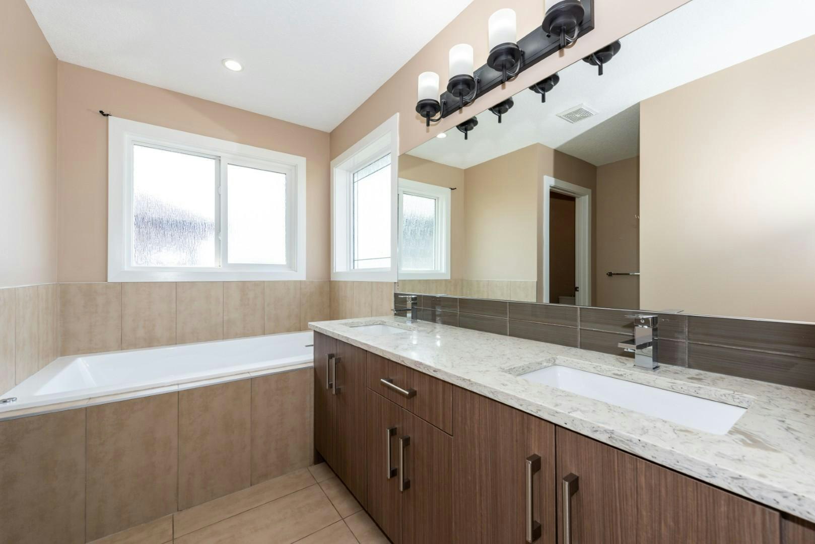 23 Lakewood Mews, Strathmore, AB, T1P 0G6 - 17