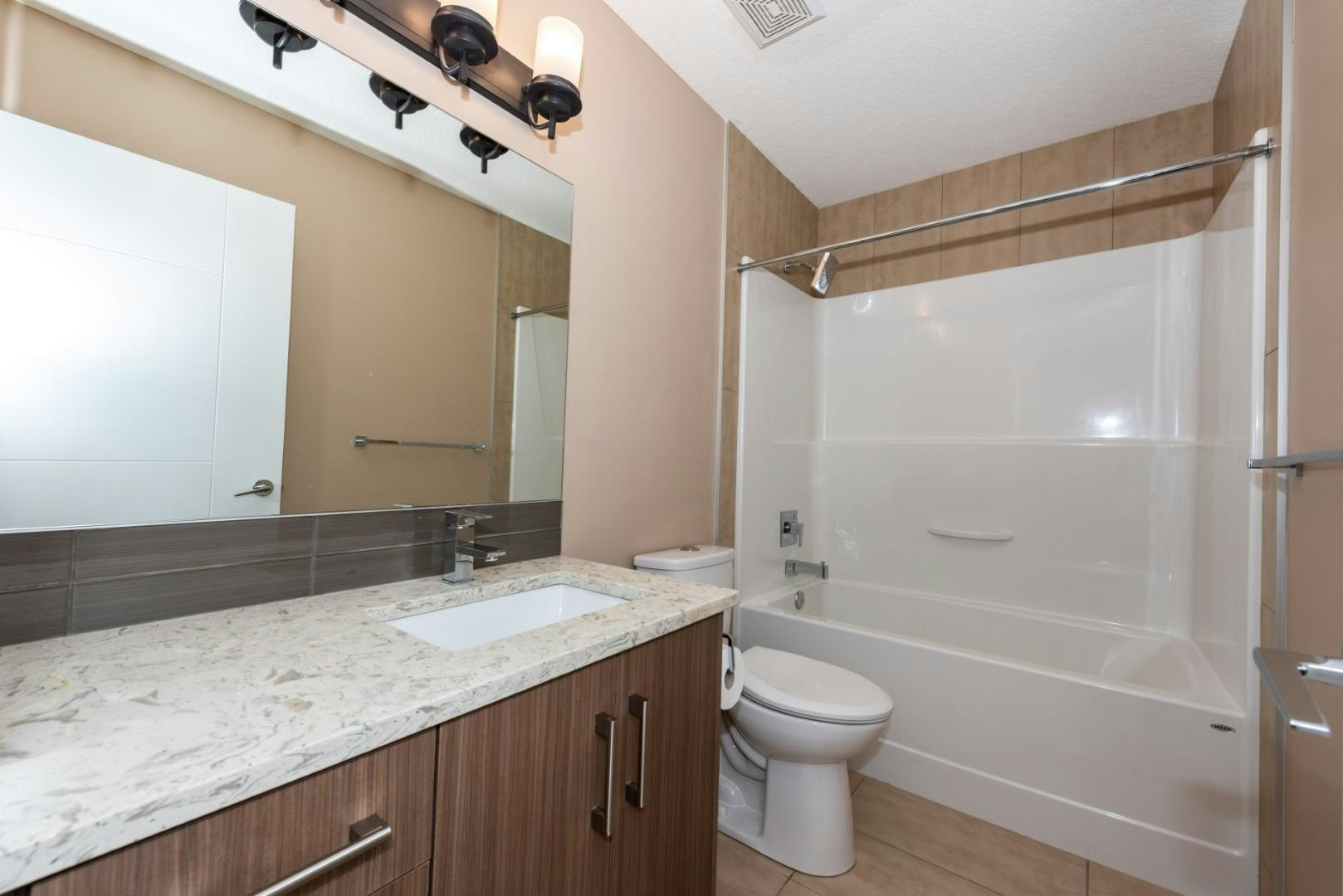 23 Lakewood Mews, Strathmore, AB, T1P 0G6 - 33