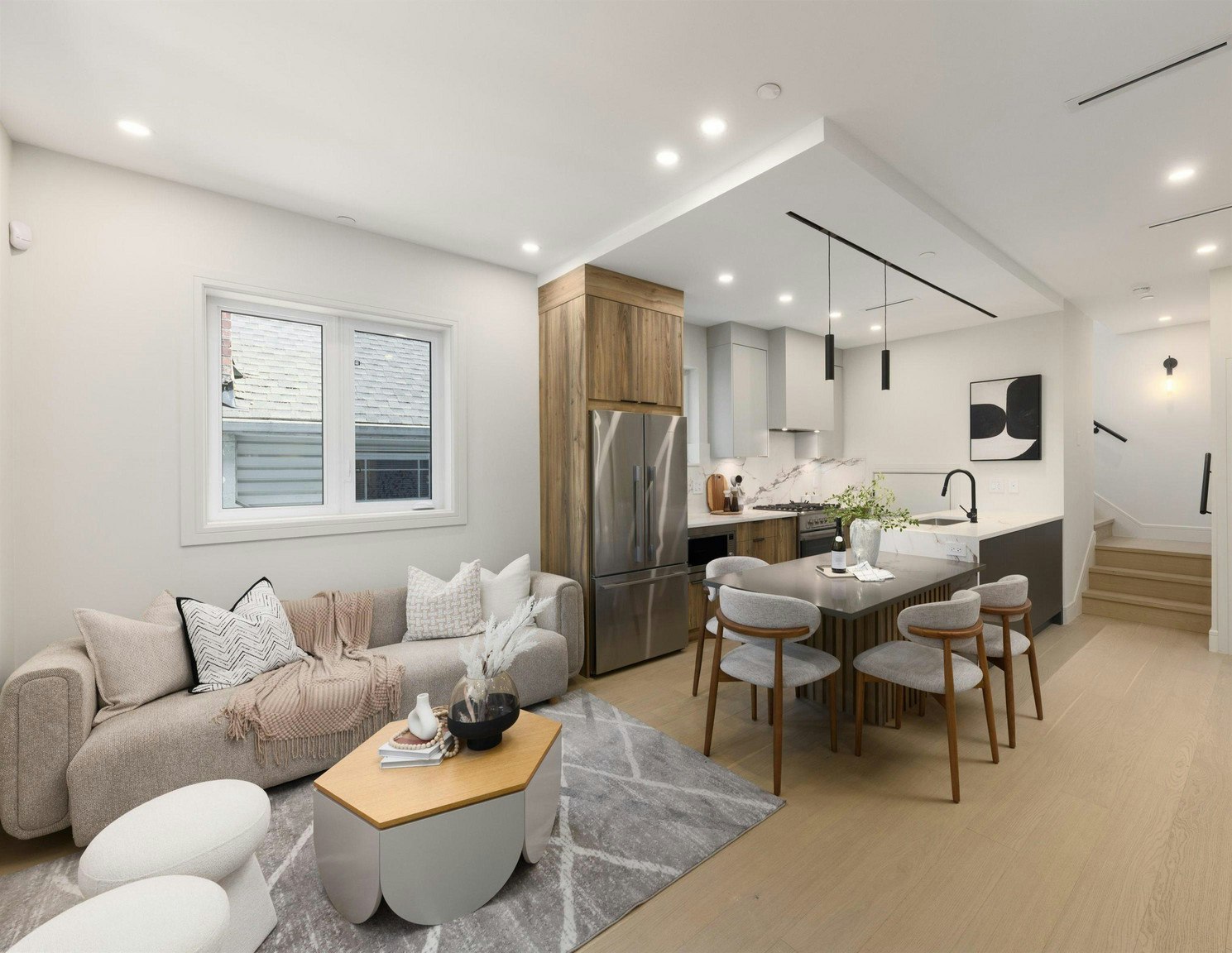 Upstairs-2066 East 1st Avenue, Vancouver, BC, V5N 1B5 - 6