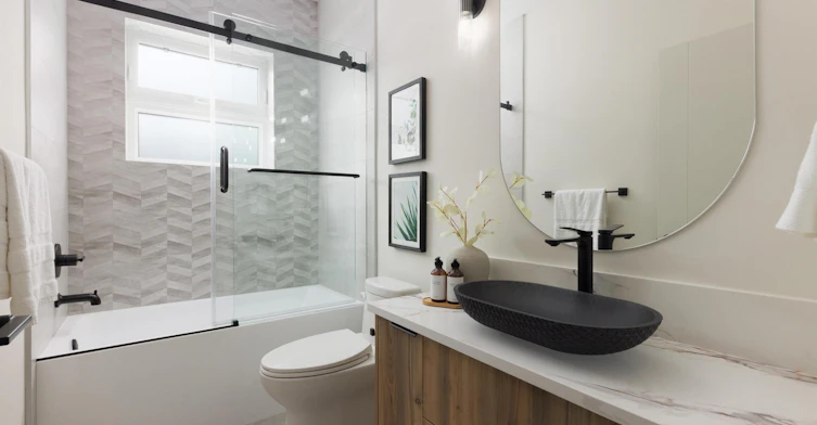 Upstairs-2066 East 1st Avenue, Vancouver, BC, V5N 1B5 - 12