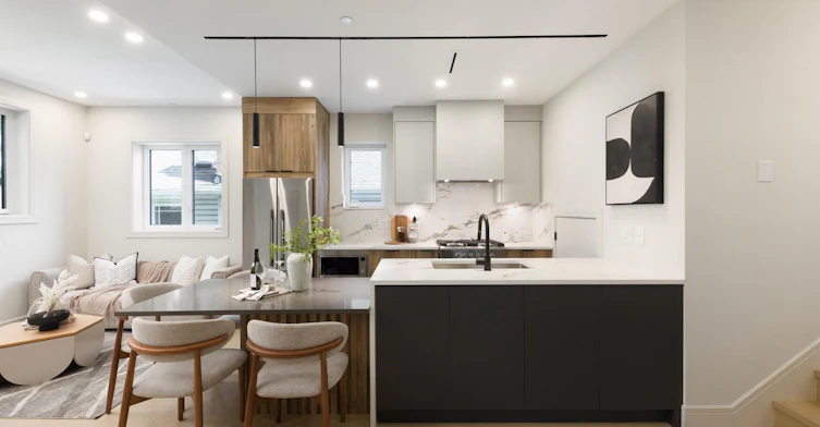 Upstairs-2066 East 1st Avenue, Vancouver, BC, V5N 1B5 - 3