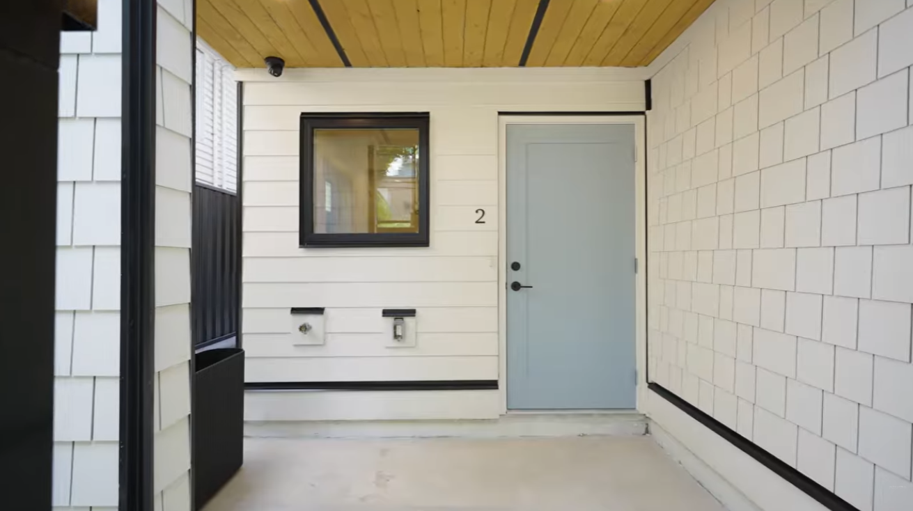 Bottom-2066 East 1st Avenue, Vancouver, BC, V5N 1B5 - 2