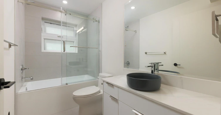 Bottom-2066 East 1st Avenue, Vancouver, BC, V5N 1B5 - 8