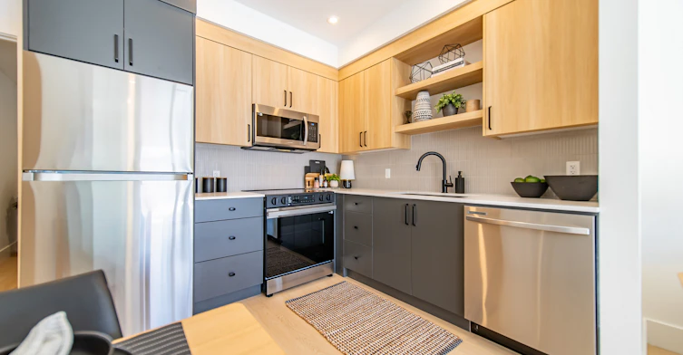 6420 Bowwood Drive Northwest, Calgary, AB, T3B 6S6 - 5
