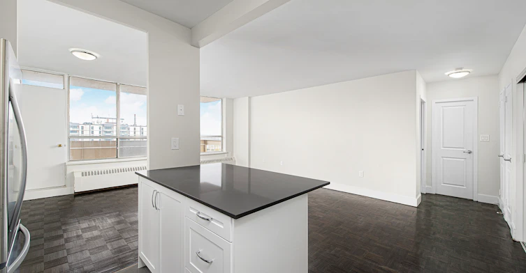 0105-65 Forest Manor Road, Toronto, ON, M2J 1M5 - 43