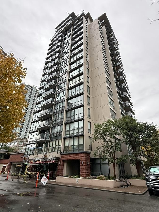 1404-2959 Glen Drive, Coquitlam, BC, V3B 0B8