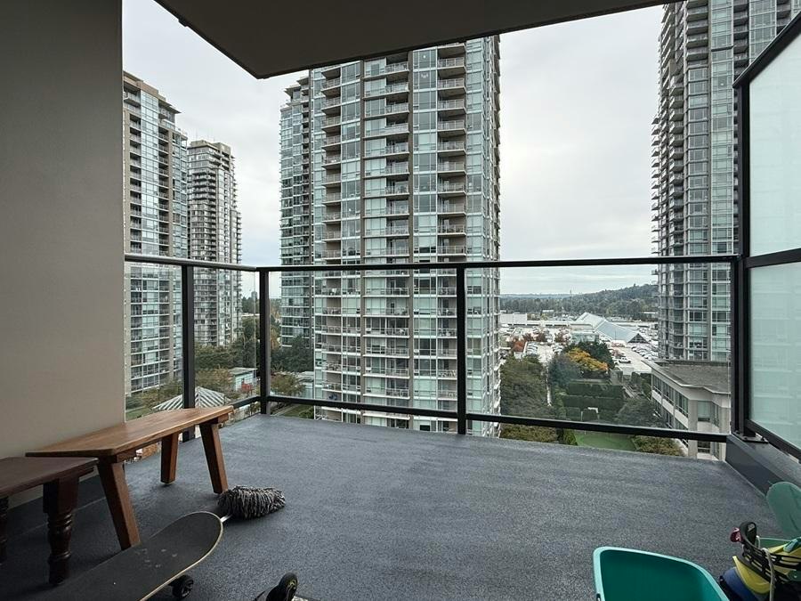 1404-2959 Glen Drive, Coquitlam, BC, V3B 0B8 - 17