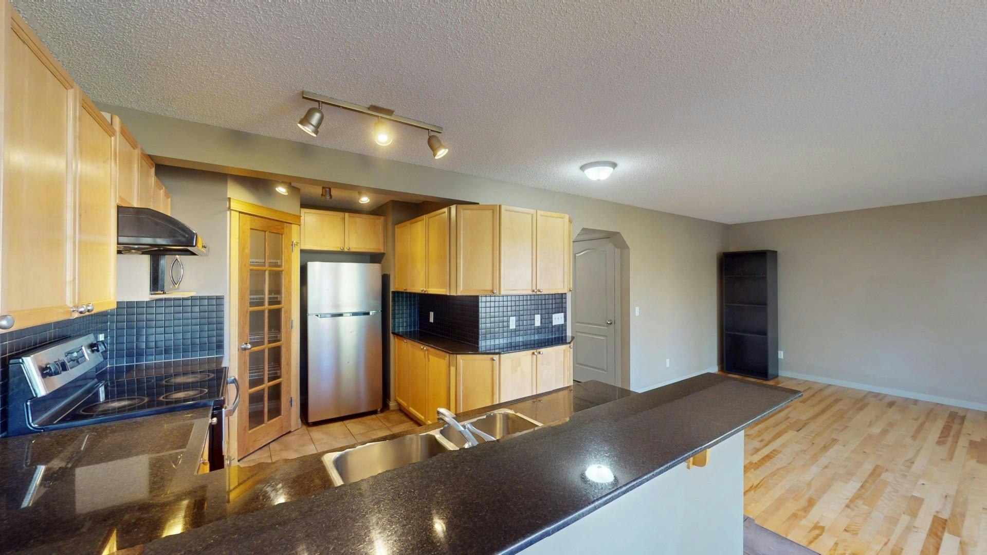 191 Cougarstone Court Southwest, Calgary, AB, T3H 5R3 - 3