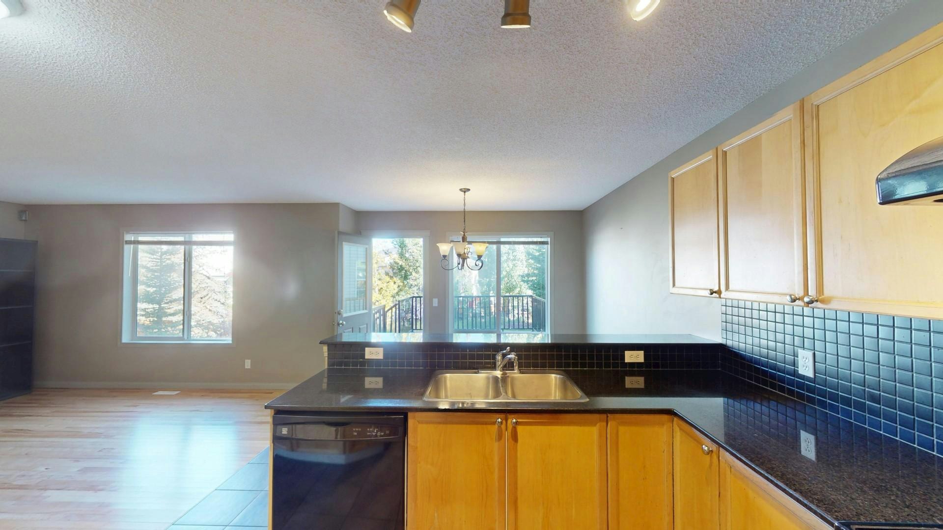 191 Cougarstone Court Southwest, Calgary, AB, T3H 5R3 - 4