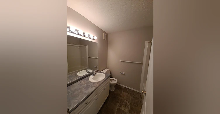 9038 64 Avenue, Grande Prairie, AB, T8W 2K5 - 6