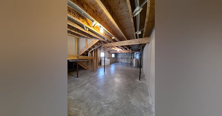 9038 64 Avenue, Grande Prairie, AB, T8W 2K5 - 10