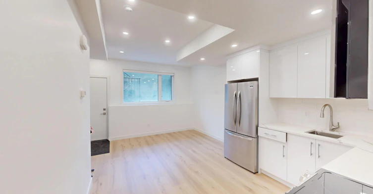 19 Avenue Sw, Calgary, AB, T3E 7T6 - 4