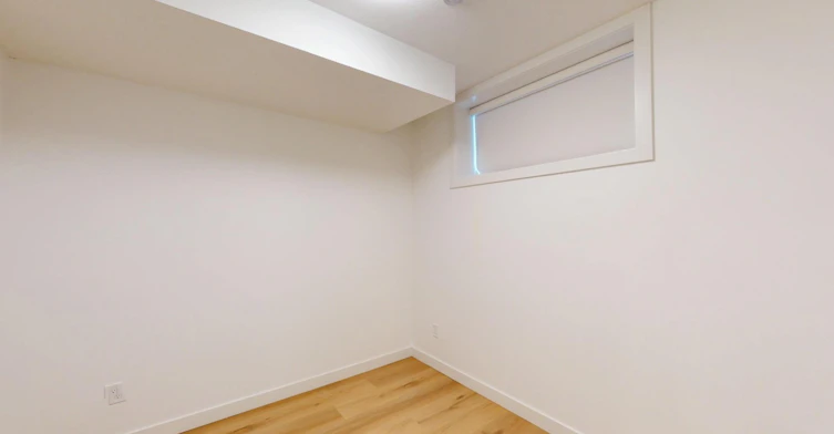 19 Avenue Sw, Calgary, AB, T3E 7T6 - 6