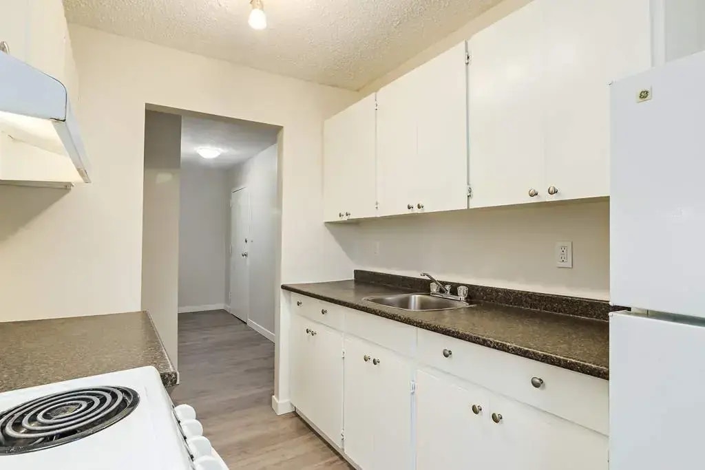 A101-4506 45 Avenue, Lloydminster City West, AB, S9V 0W9 - 6