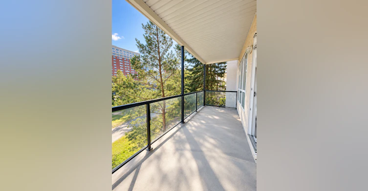 10033 110 Street Northwest, Edmonton, AB, T5K 1J5 - 30