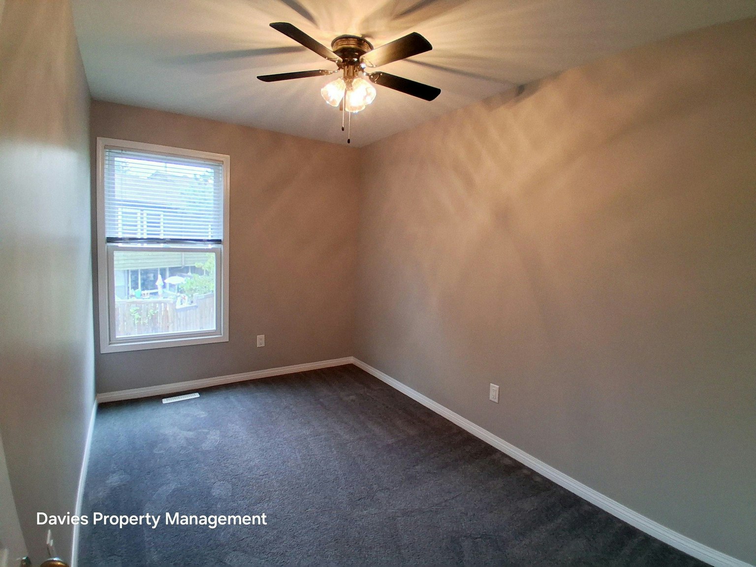 460 Abbottsfield Road Northwest, Edmonton, AB, T5W 4R3 - 11