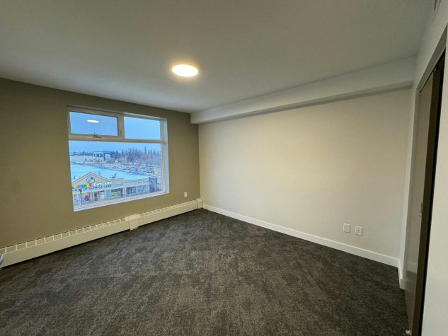 4707 50 Street, Red Deer, AB, T4N 1X3 - 5