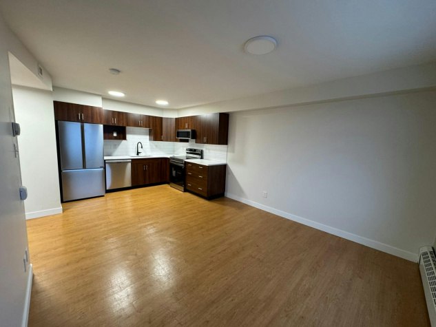 4707 50 Street, Red Deer, AB, T4N 1X3 - 2