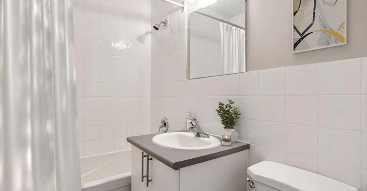 8 Milepost Place, Toronto, ON, M4H 1E1 - 4