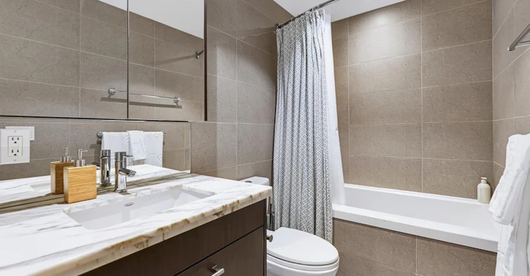 1708 Columbia Street, Vancouver, BC, V5Y 0H7 - 14