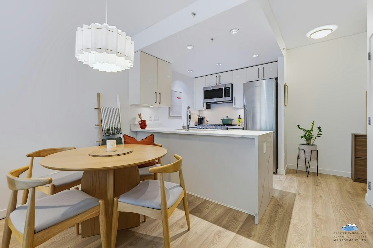 1708 Columbia Street, Vancouver, BC, V5Y 0H7 - 6