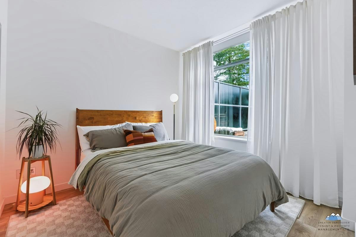 1708 Columbia Street, Vancouver, BC, V5Y 0H7 - 10