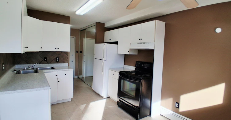 A103 -14520 52 Street Northwest, Edmonton, AB, T5A 3K5