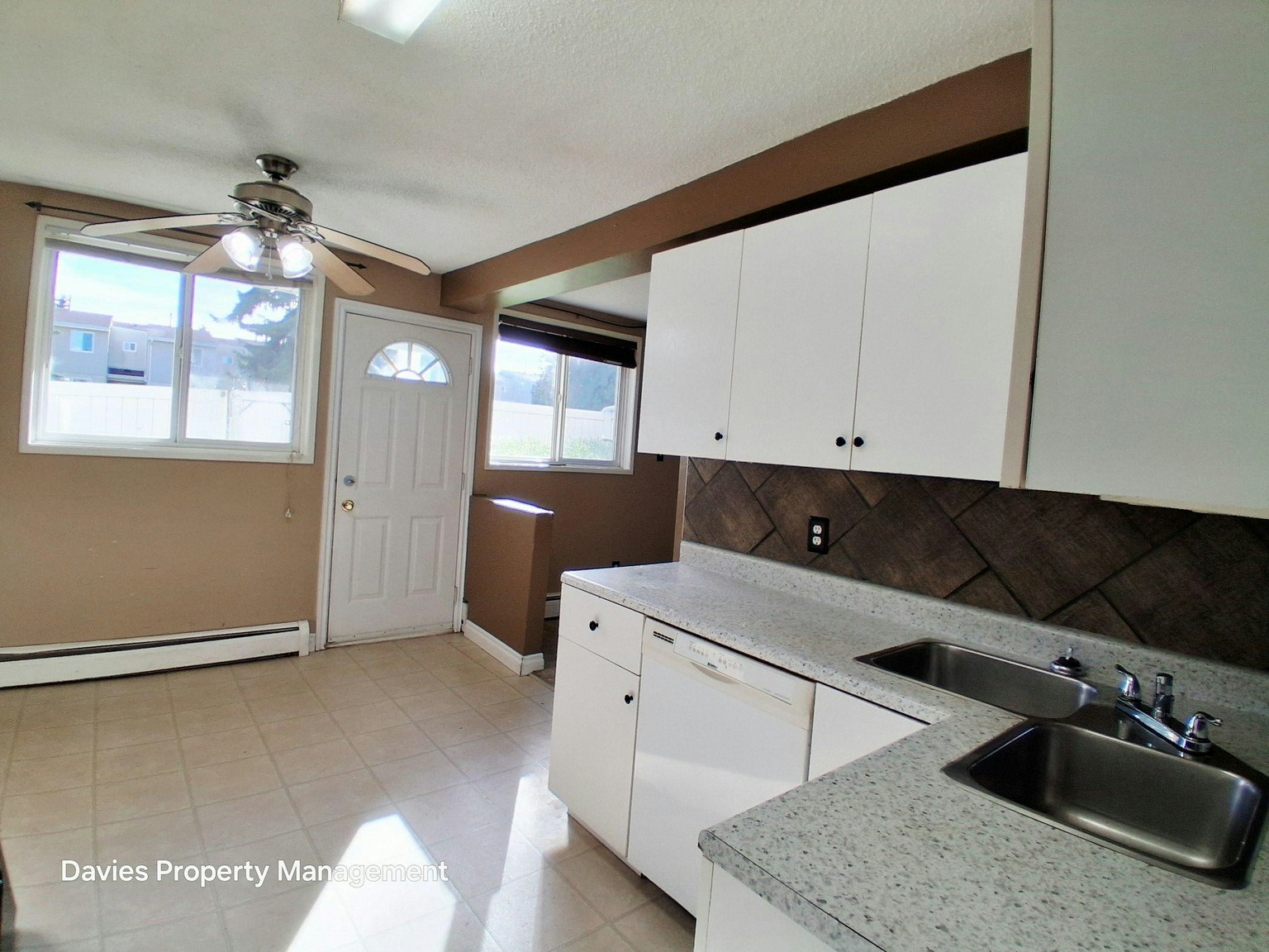 A103 -14520 52 Street Northwest, Edmonton, AB, T5A 3K5 - 2