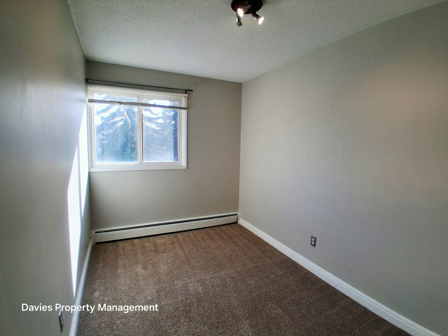 A103 -14520 52 Street Northwest, Edmonton, AB, T5A 3K5 - 10