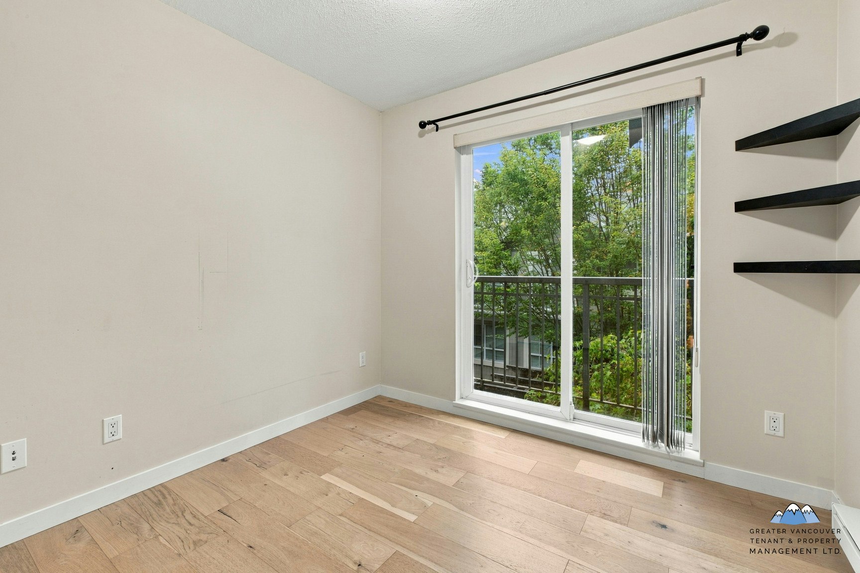 7088 17th Avenue, Burnaby, BC, V3N 1K5 - 15