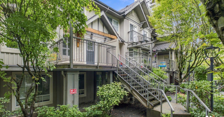 7088 17th Avenue, Burnaby, BC, V3N 1K5 - 2
