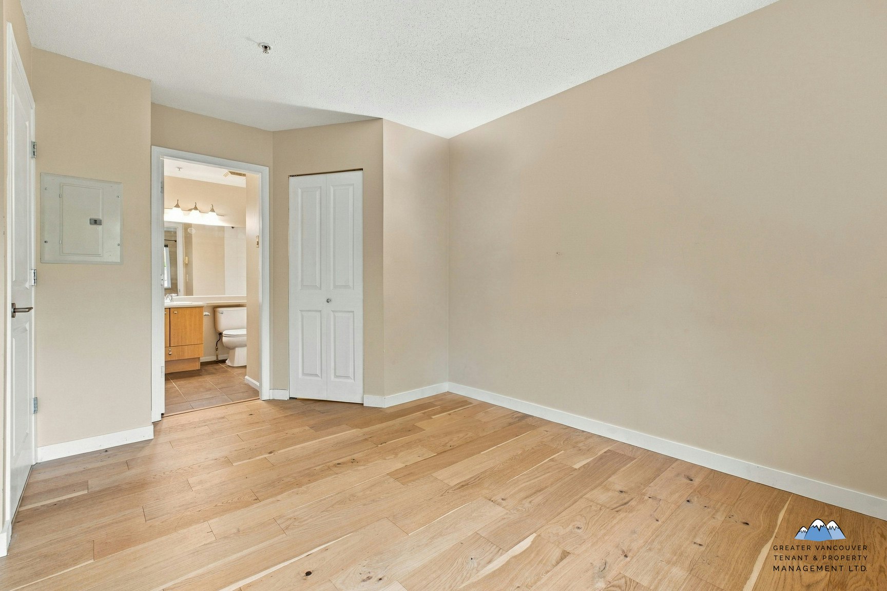 7088 17th Avenue, Burnaby, BC, V3N 1K5 - 13