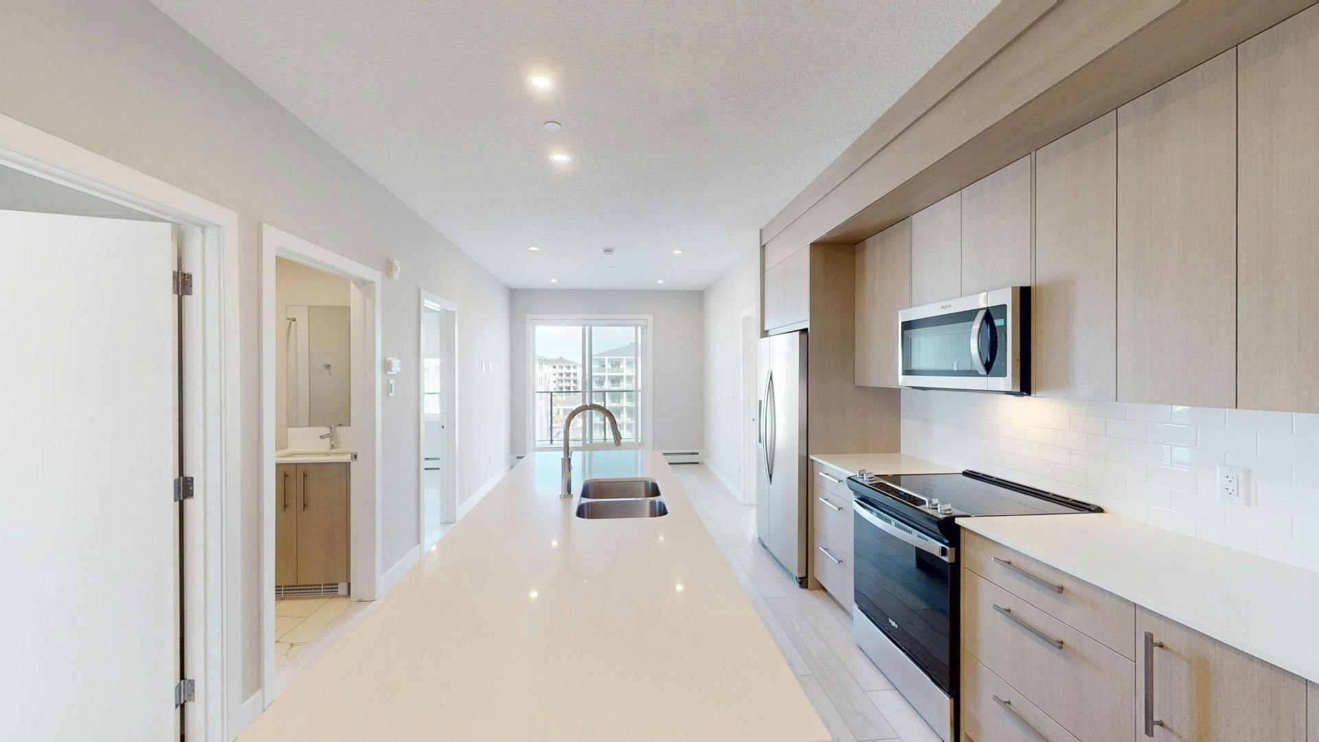 150 Carrington Gate NW, Calgary, AB, T3P 3J9 2