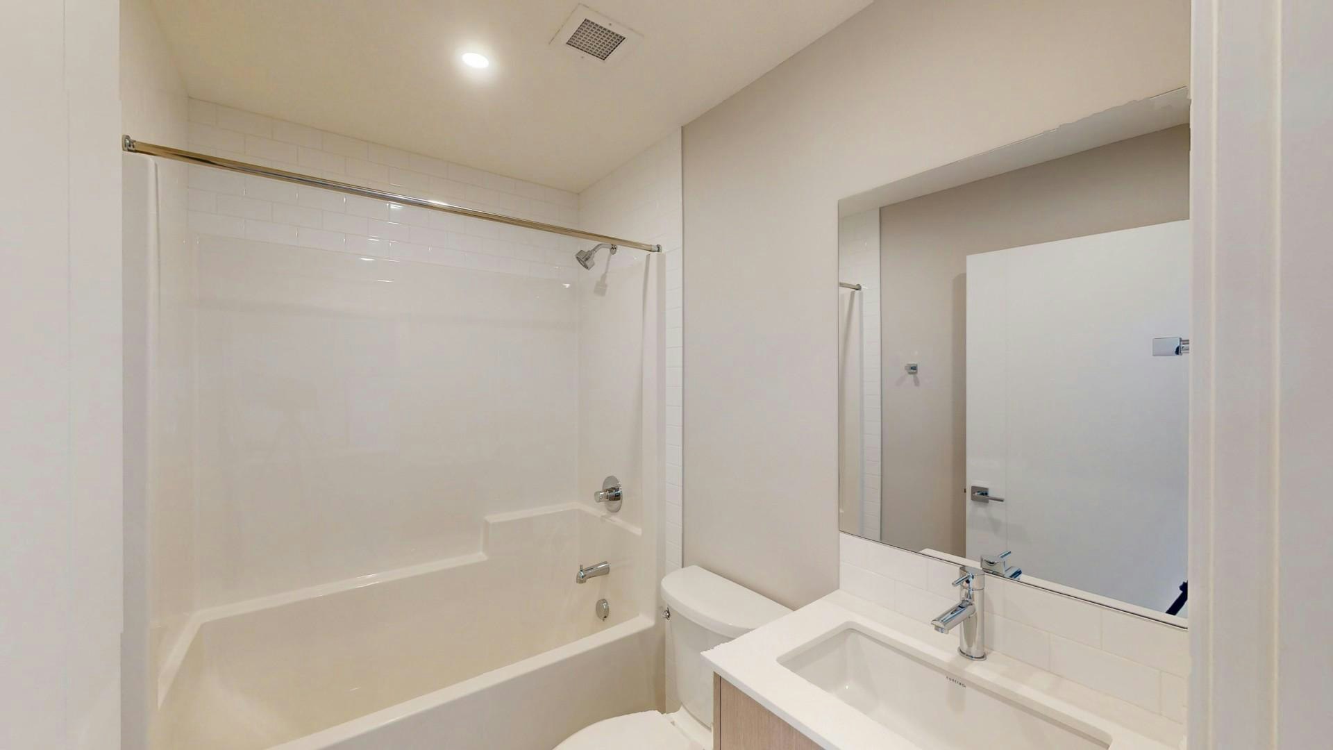 150 Carrington Gate NW, Calgary, AB, T3P 3J9 - 11