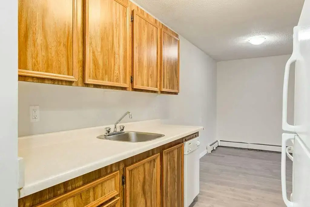106-4503 45 Avenue, Lloydminster City West, AB, S9V 0W8 - 8
