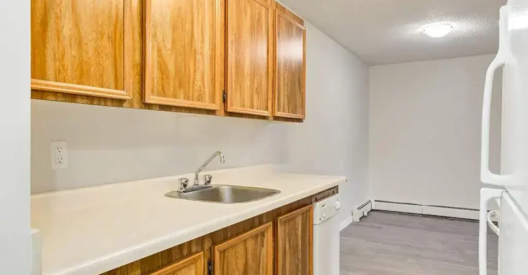 106-4503 45 Avenue, Lloydminster City West, AB, S9V 0W8 - 8