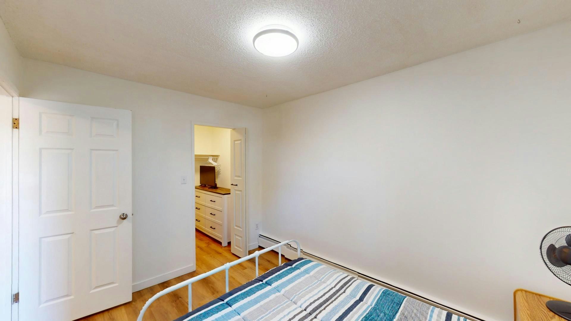 4512 75 Street Northwest, Calgary, AB, T3B 2M9 - 14